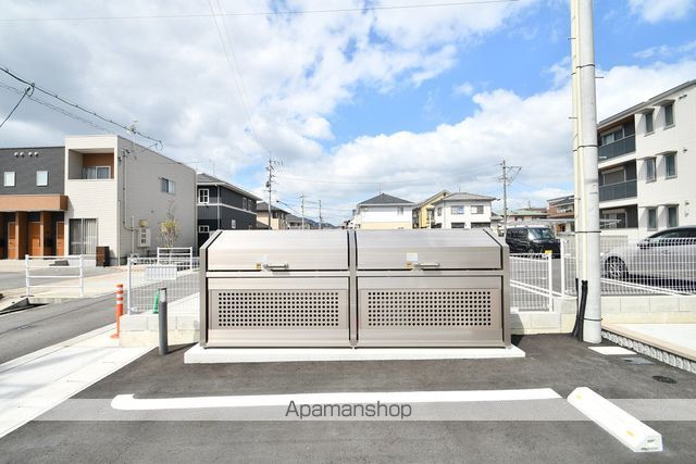ＪＲ山陽本線 西条駅 徒歩27分 3階建 築1年の外観写真