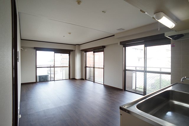 居室・リビング　別部屋参考写真