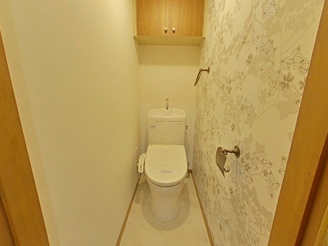トイレ　別部屋参考写真