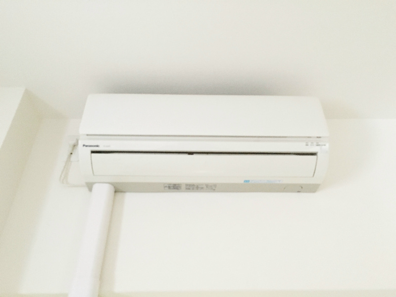 その他　エアコン１基あり