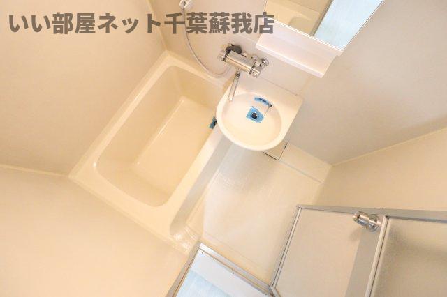バス・シャワールーム　ゆったり過ごせるお風呂です
