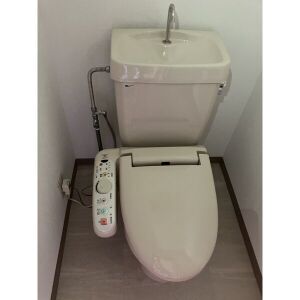 NTYビルのトイレ写真