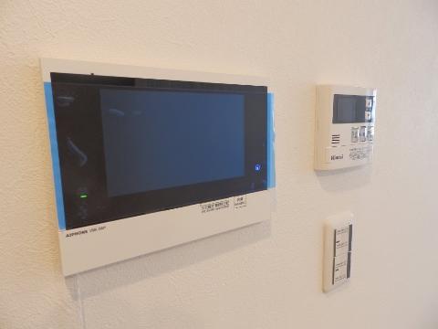 セキュリティ　カメラ付インターホン（イメージ）