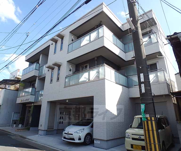 建物外観　積水ハウスのシャーメゾンです