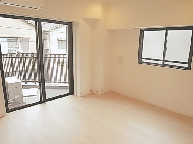 居室・リビング　※別部屋参考写真