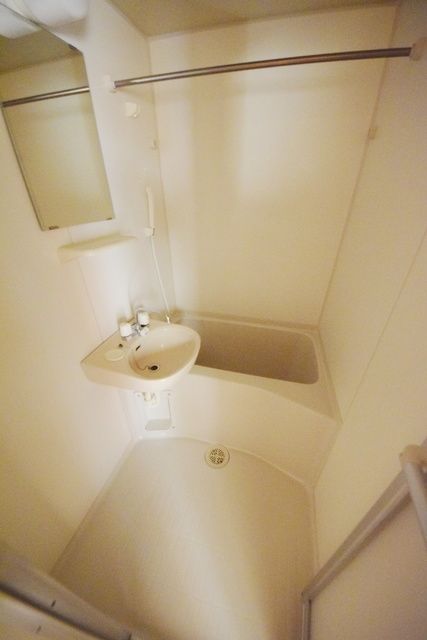 バス・シャワールーム　★お風呂で一日の疲れを癒してください★