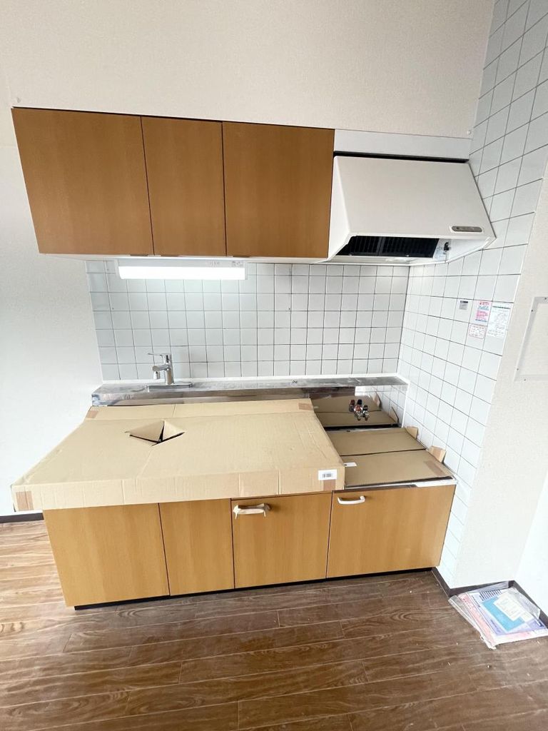 キッチン　同物件別部屋写真