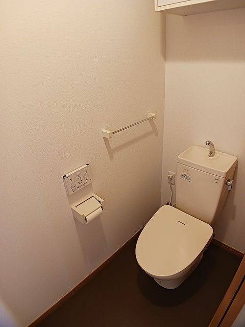 アドラブールのトイレ写真