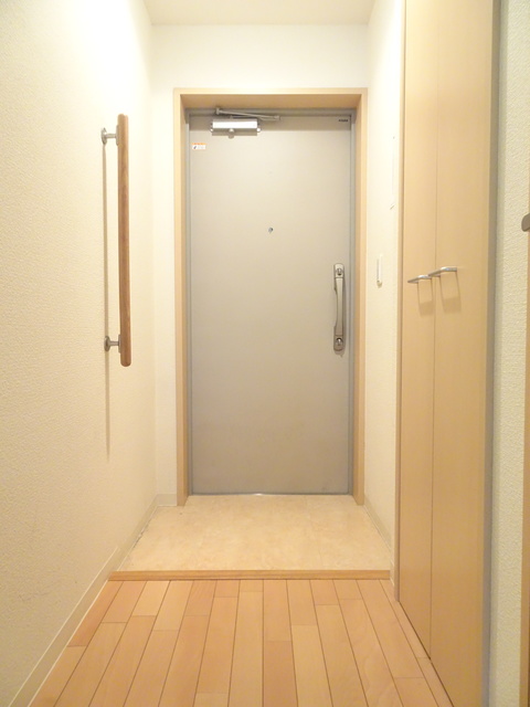 玄関　すっきりした明るい玄関です♪
