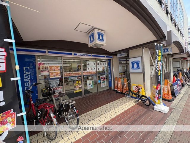 コンビニ　ローソン（コンビニ）まで629m