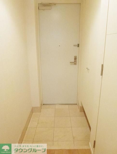 玄関　※写真は同タイプ住戸です。