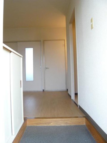 玄関　落ち着いた玄関です