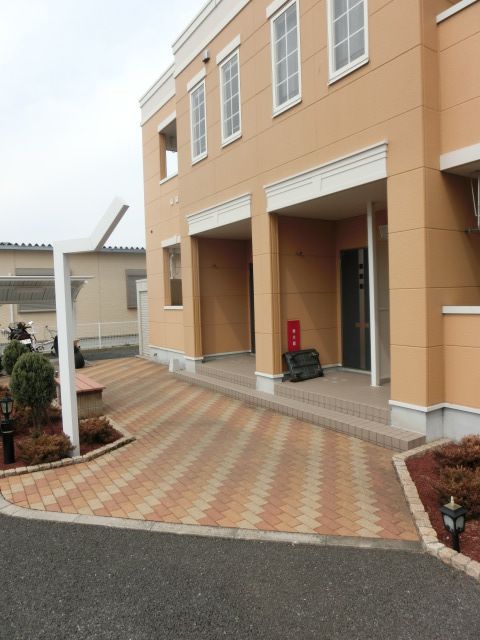 エントランス　こちらから各お部屋へ！