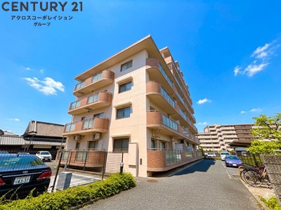 建物外観　エレベーター付きで荷物があっても安心♪