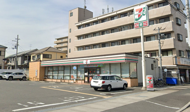 コンビニ　セブンイレブン 東大阪六万寺店（コンビニ）まで46m