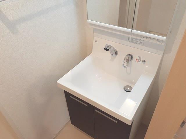 洗面設備　洗髪洗面化粧台