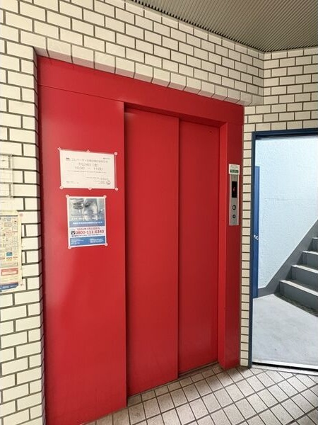 ロビー