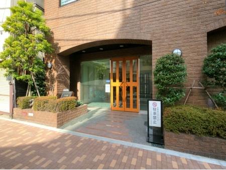 都営新宿線 浜町駅 徒歩5分 12階建 築27年の外観写真