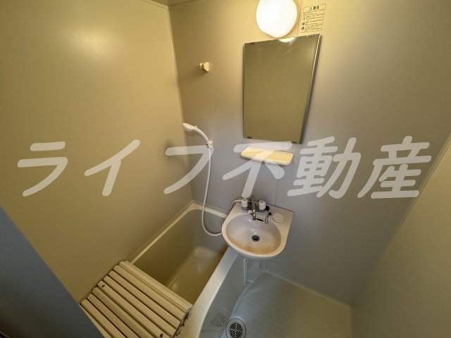 バス・シャワールーム　きれいなお風呂です