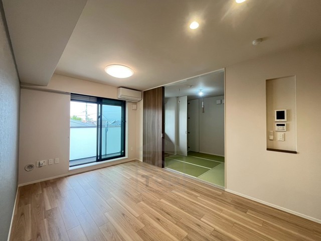 Garden crest箕面船場の居間写真