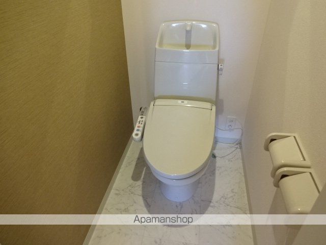 フォレスト成城のトイレ写真