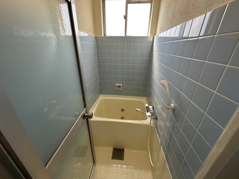 西堤本通西3丁目貸家の風呂写真