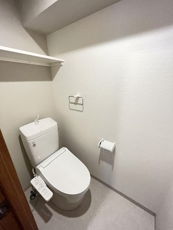 地下鉄七隈線 六本松駅 徒歩4分 8階建 築2年のトイレ写真