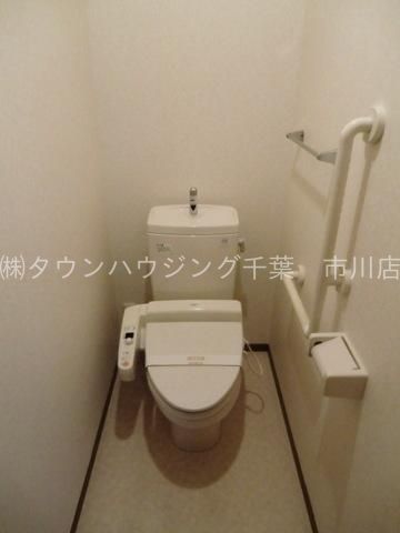 マークサウンドVのトイレ写真