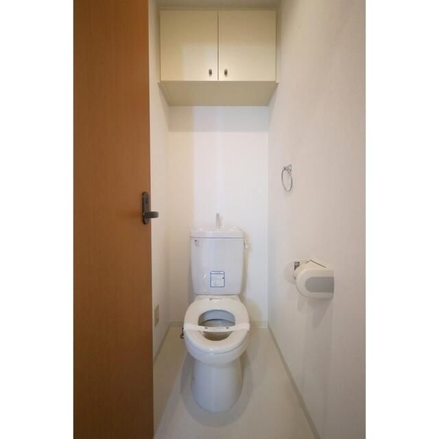 東京メトロ南北線 赤羽岩淵駅 徒歩4分 9階建 築24年のトイレ写真