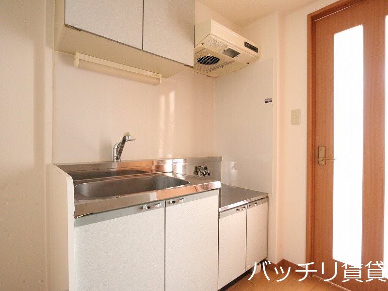 キッチン　※室内写真等は同型タイプの為、現状優先となります。