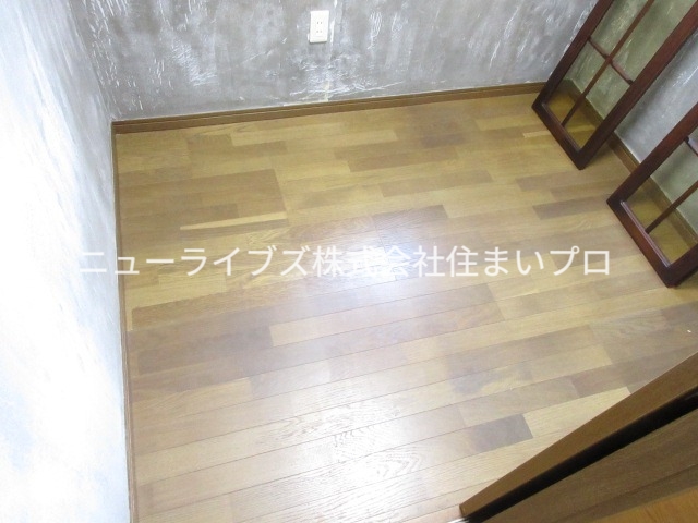 京阪本線 萱島駅 徒歩12分 3階建 築30年の内装写真