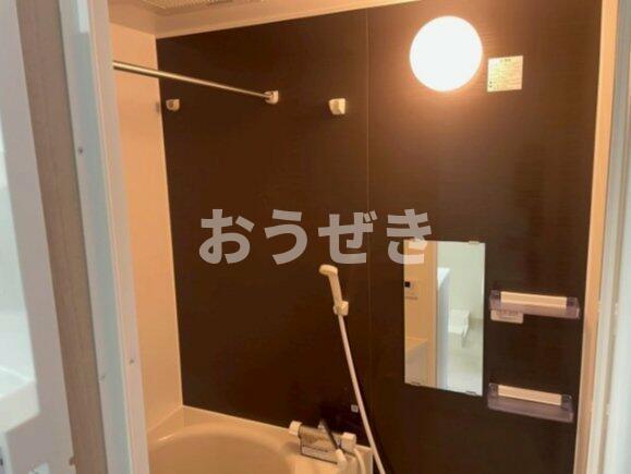 収納　浴室乾燥機付き