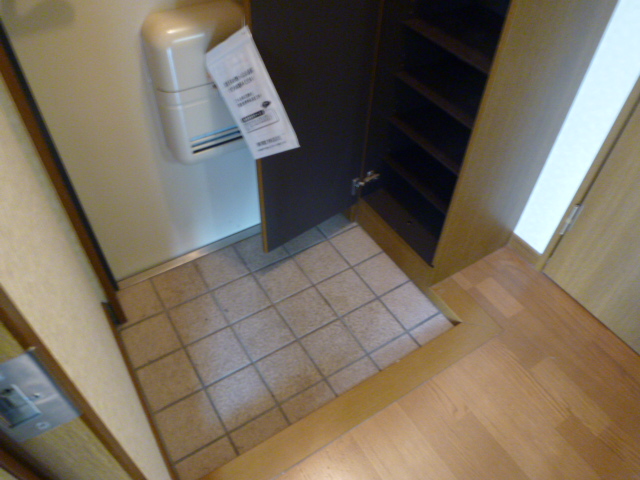 玄関　別の部屋の写真です