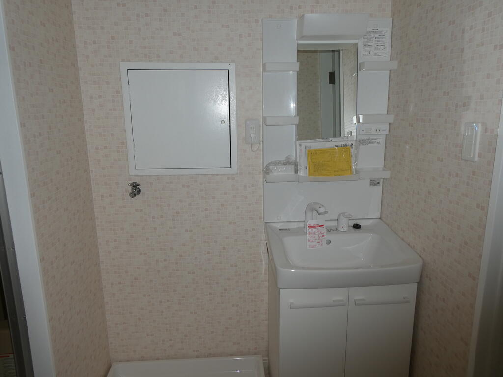 洗面設備　写真は同タイプの別部屋です