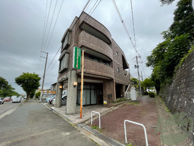 建物外観　仙台市泉区南中山１丁目「コンフォート泉」