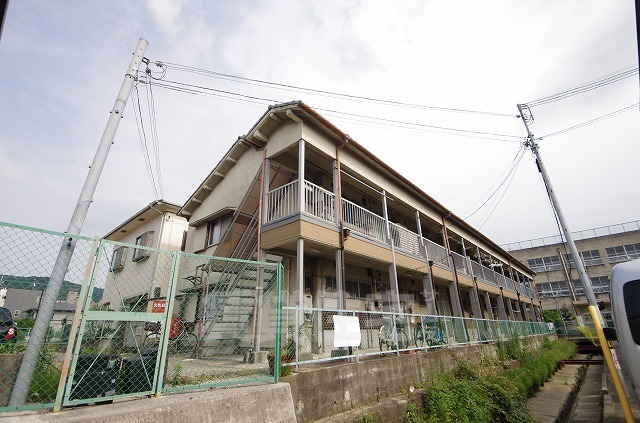 【池島町柳生様文化住宅の建物外観】