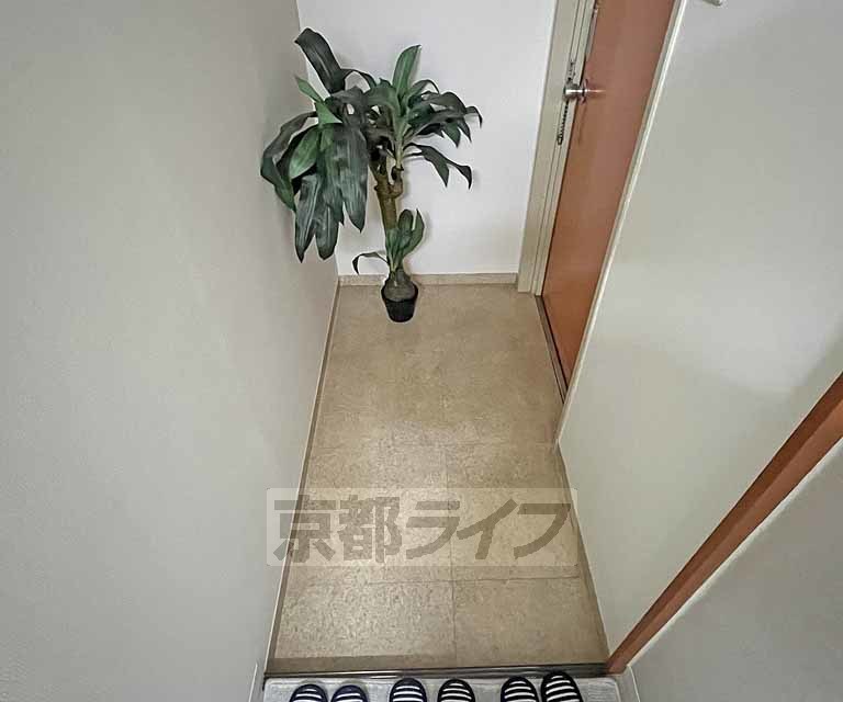 玄関　靴は揃えましょう