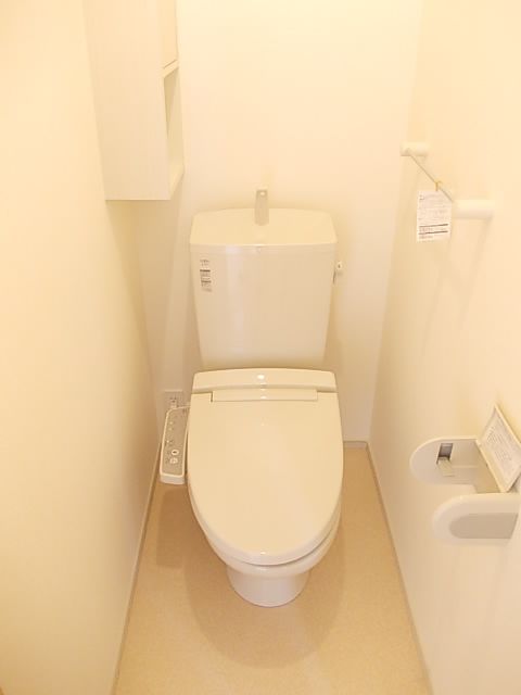 【スペチアーレＢのトイレ】
