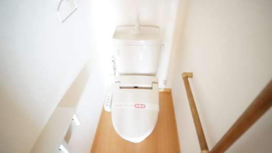 トイレ　シャワー付きトイレ