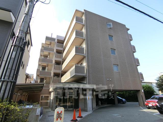 レジディア京都壬生の建物外観
