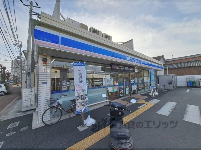 【大和高田市大中東町のマンションのコンビニ】