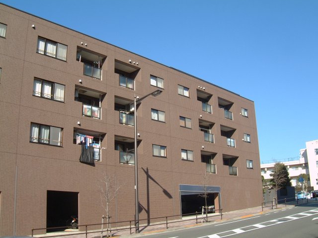 町田市森野のマンションの建物外観