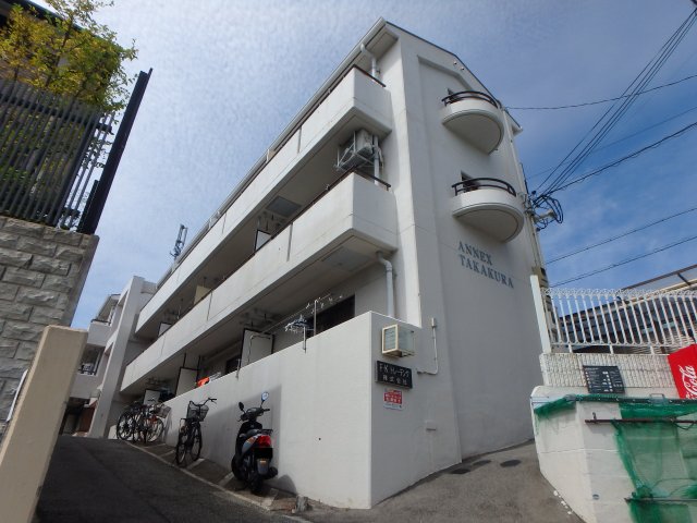 建物外観　落ち着いた雰囲気の外観です