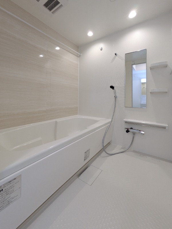 バス・シャワールーム　図面と現状に相違がある場合には現状を優先