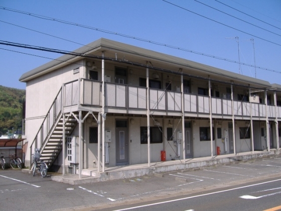 ティアラIの建物外観