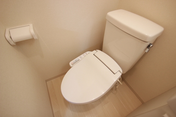 トイレ　※別部屋の写真です