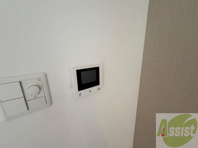 セキュリティ　ＴＶモニター付インターホンです。来客者の顔が見えるので安心！