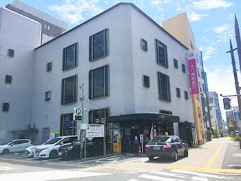 銀行　十八親和銀行浦上駅前支店（銀行）まで651m