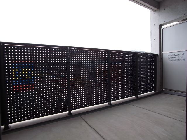 バルコニー　バルコニー