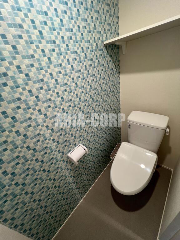 トイレ　温水洗浄便座付きのお手洗い！